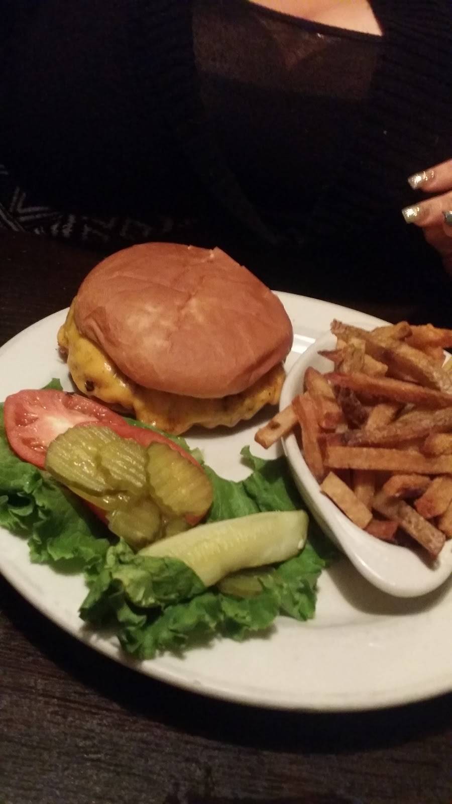 Kc Roadhouse Bar & Grill | restaurant | 116 N 2nd Ave, Durant, OK 74701, USA | 5809249690 OR +1 580-924-9690