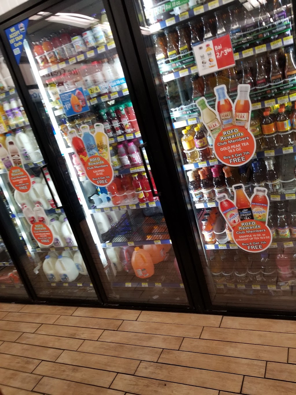 Royal Farms | meal takeaway | 7201 Baltimore Annapolis Blvd, Glen Burnie, MD 21061, USA | 4106918187 OR +1 410-691-8187