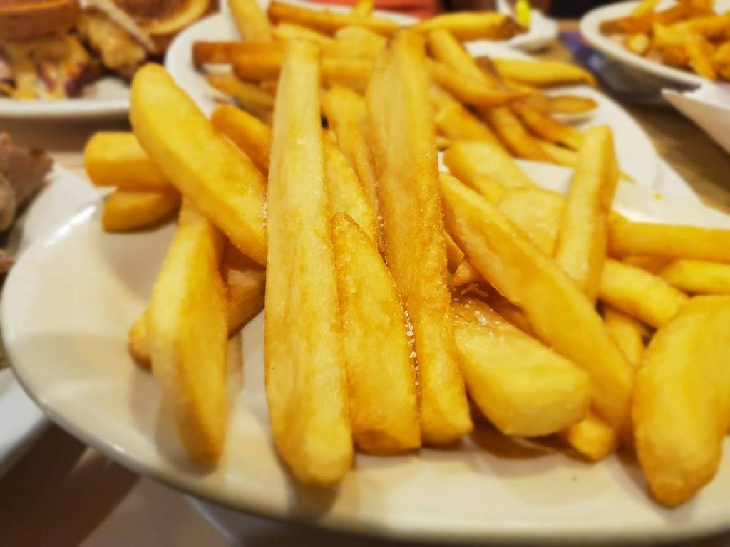 Hymies | restaurant | 342 Montgomery Ave, Merion Station, PA 19066, USA | 6106683354 OR +1 610-668-3354