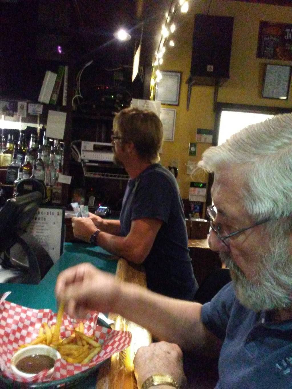 Cheers Tap & Grill | restaurant | 358 Ontario St, St. Catharines, ON L2R 5L8, Canada | 9057040676 OR +1 905-704-0676