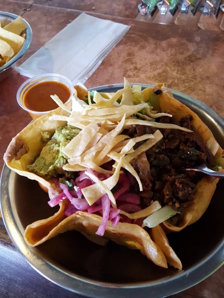 Local Cantina - Clintonville | restaurant | 3126 N High St, Columbus, OH 43202, USA | 6147548554 OR +1 614-754-8554