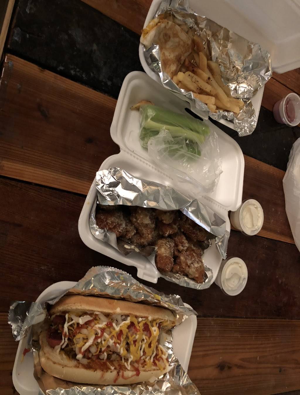 BullChicks Express | restaurant | 1218 FM 517 South, San Leon, TX 77539, USA | 3615496564 OR +1 361-549-6564