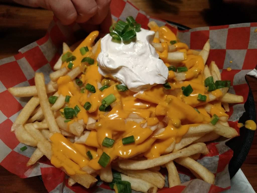 Bears Place | restaurant | 1316 E 3rd St, Bloomington, IN 47401, USA | 8123393460 OR +1 812-339-3460