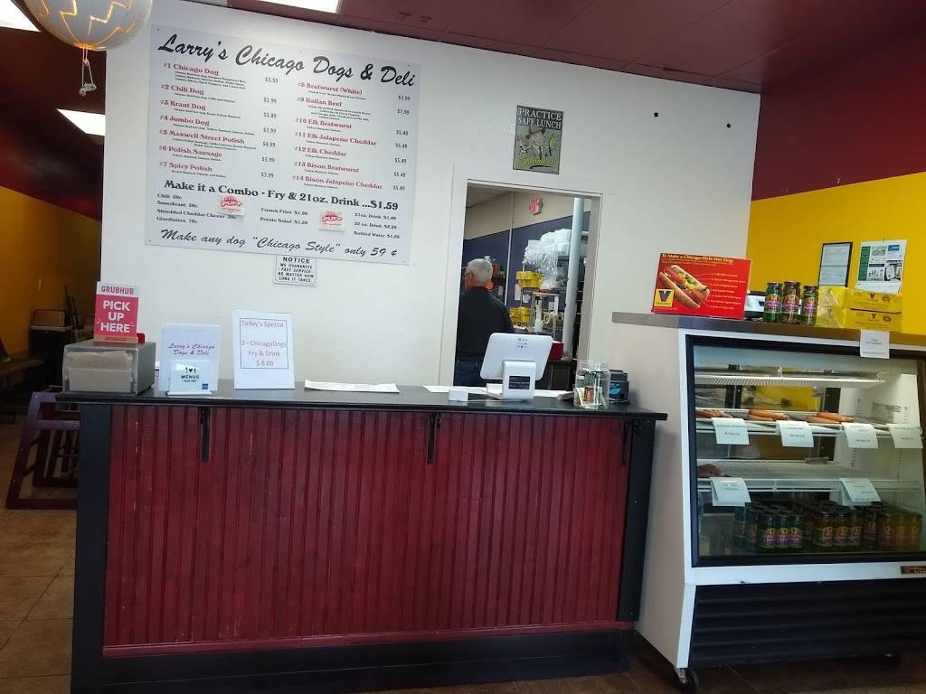 Larrys Chicago Dogs | restaurant | 2220 Academy Pl, Colorado Springs, CO 80909, USA | 7193549694 OR +1 719-354-9694