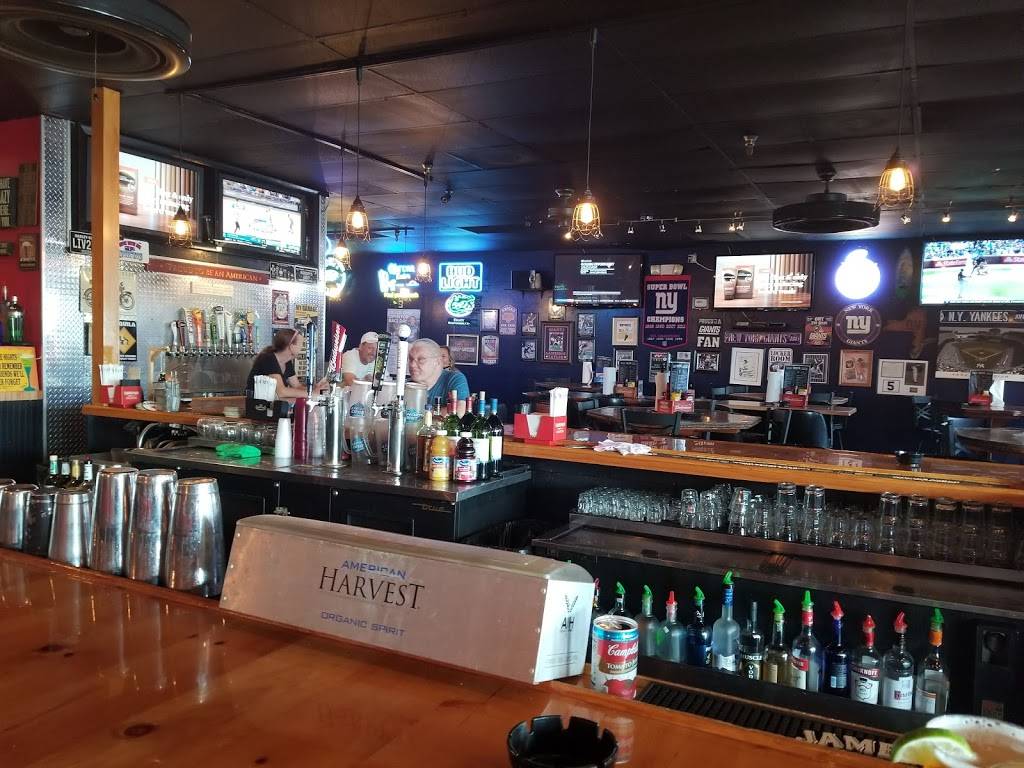 Ralphs Place | restaurant | 1305 Cape Coral Pkwy E, Cape Coral, FL 33904, USA | 2395492040 OR +1 239-549-2040