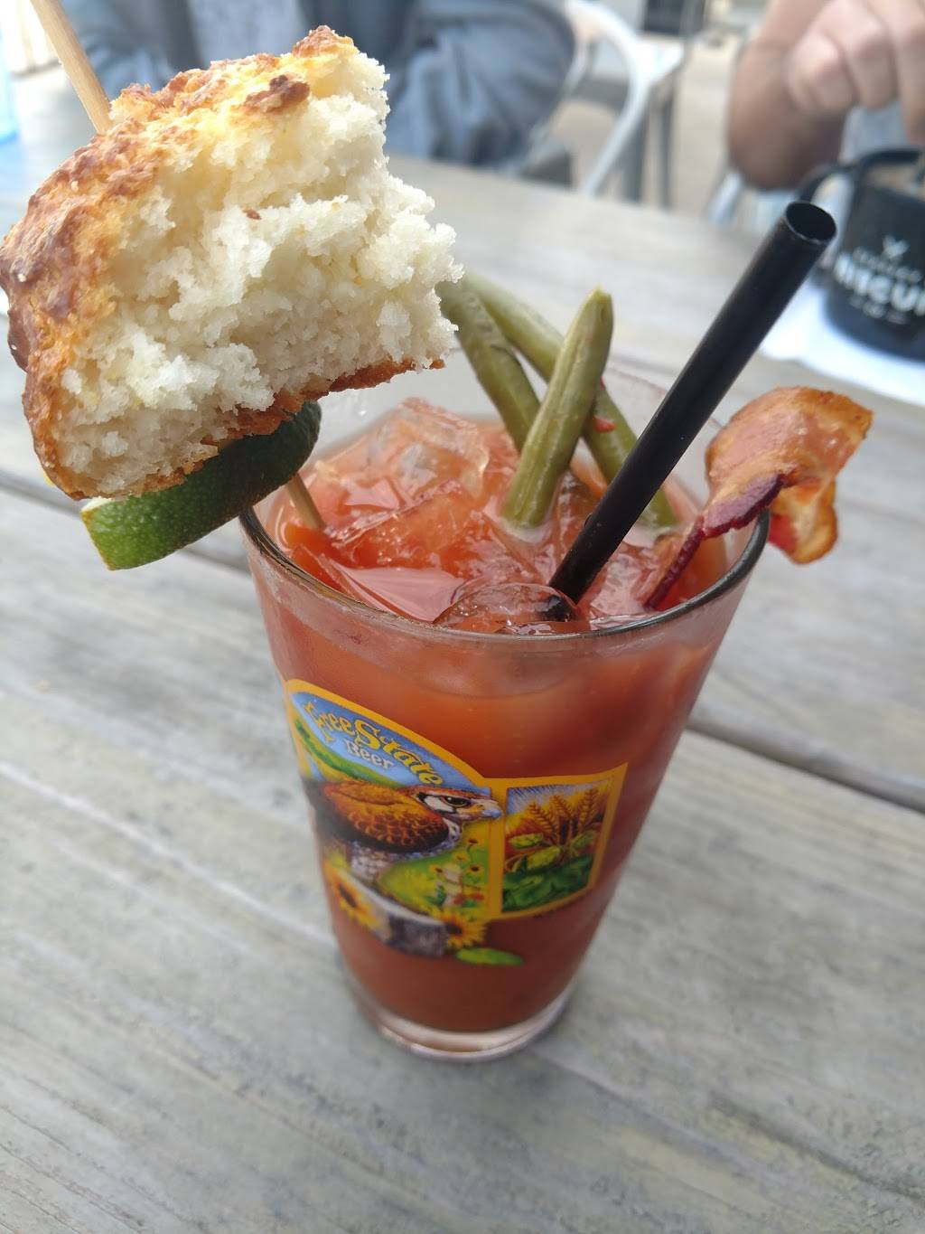 Dempseys Biscuit Co. | restaurant | 550 N Rock Rd #105 Wichita, KS 67206, USA | 3167965076 OR +1 316-796-5076