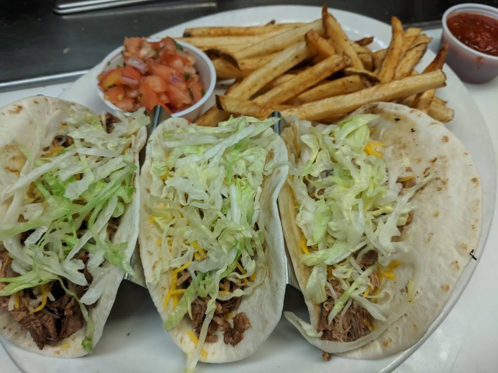 Maloneys | restaurant | 417 Main St, Hallstead, PA 18822, USA | 5708799952 OR +1 570-879-9952