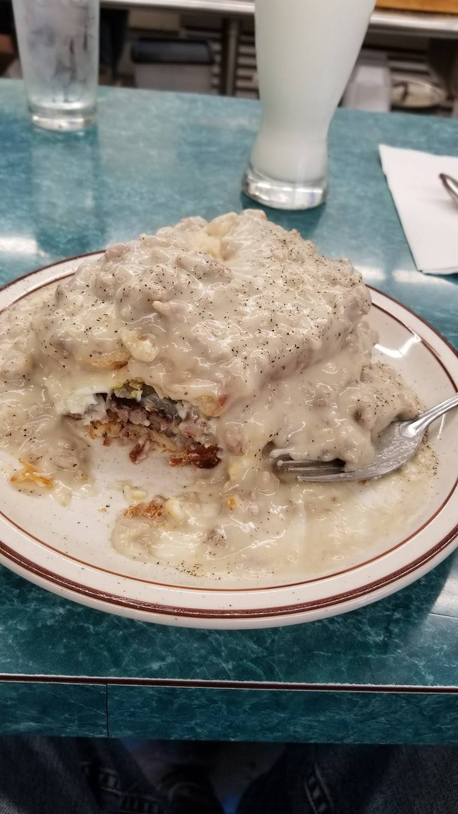 Curtice Hy Flash Bar | restaurant | 7401 Jerusalem Rd, Oregon, OH 43616, USA | 4198369747 OR +1 419-836-9747