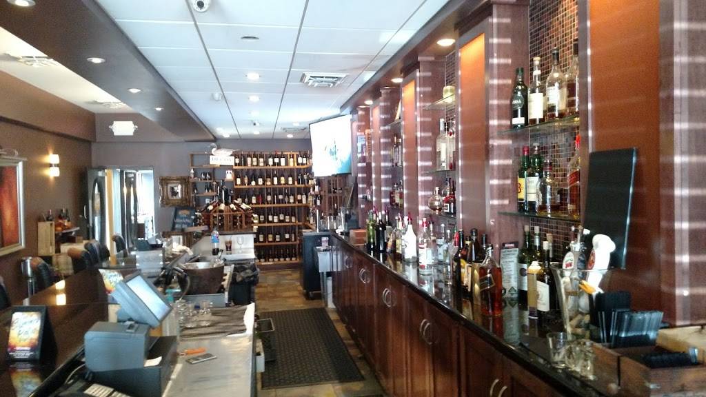 Upstairs Restaurant | restaurant | 4500 Mahoning Ave, Youngstown, OH 44515, USA | 3307935577 OR +1 330-793-5577