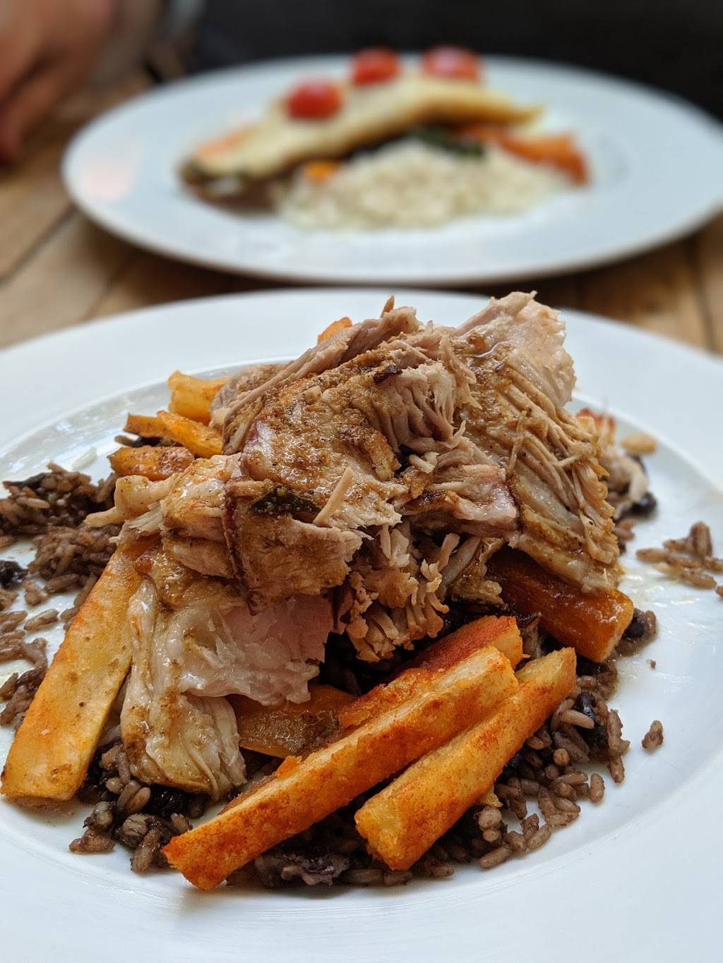 Mambo Lounge | restaurant | 120 Danforth Ave, Toronto, ON M4K 1N1, Canada | 4167787004 OR +1 416-778-7004