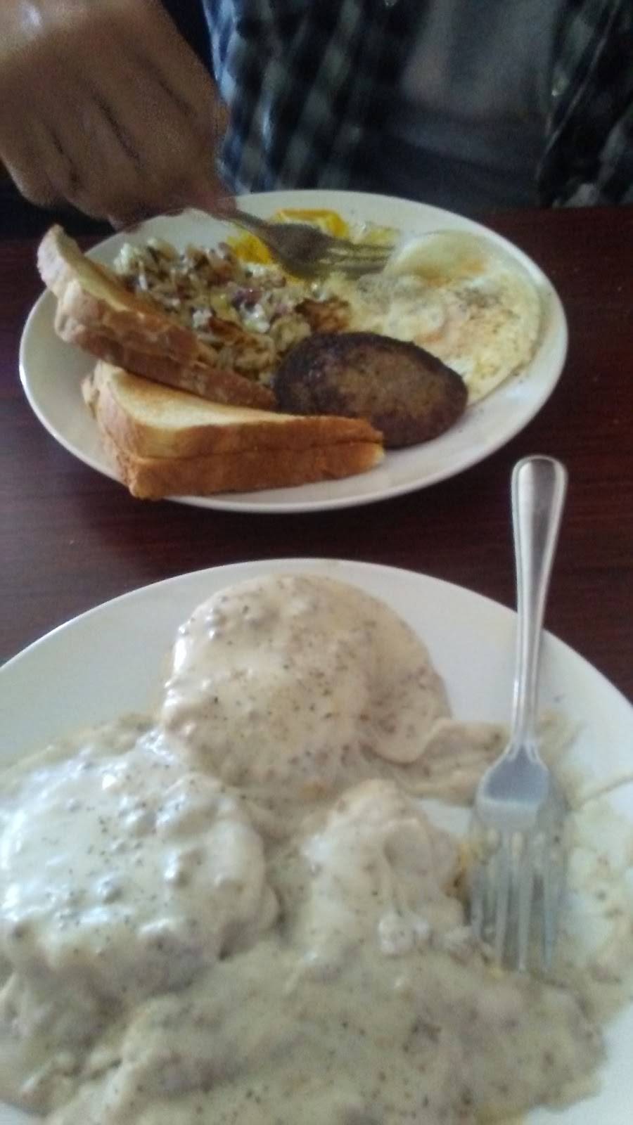 OKnappys Kitchen & Ice Cream | restaurant | 8026 Main St, Coatesville, IN 46121, USA | 7652091663 OR +1 765-209-1663