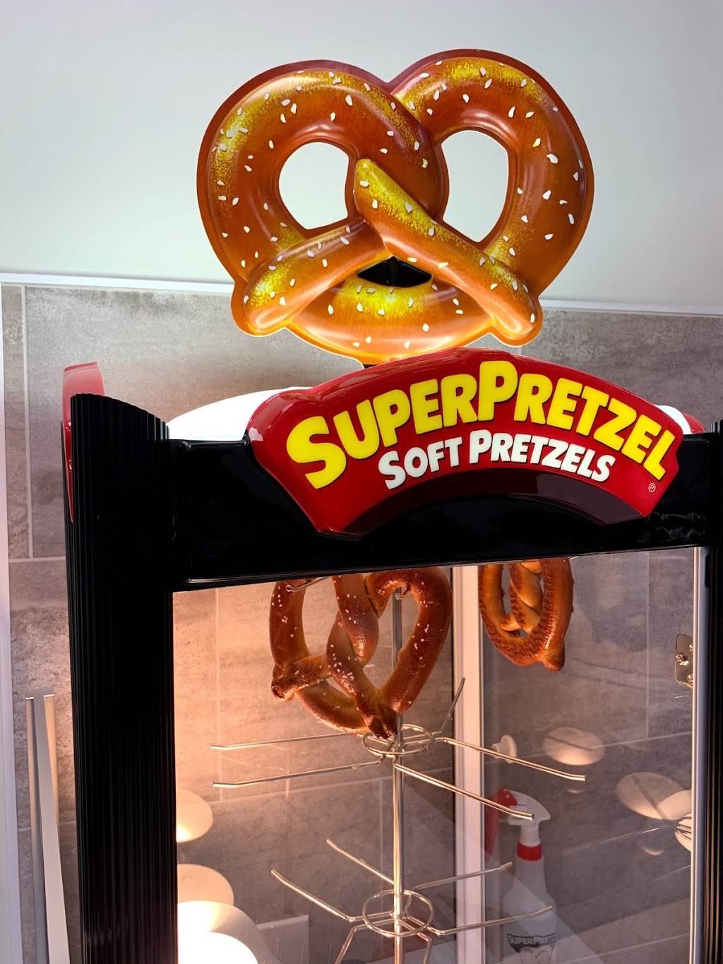 Miguels Dogs | restaurant | 1353 Purchase St, New Bedford, MA 02719, USA | 5089791209 OR +1 508-979-1209