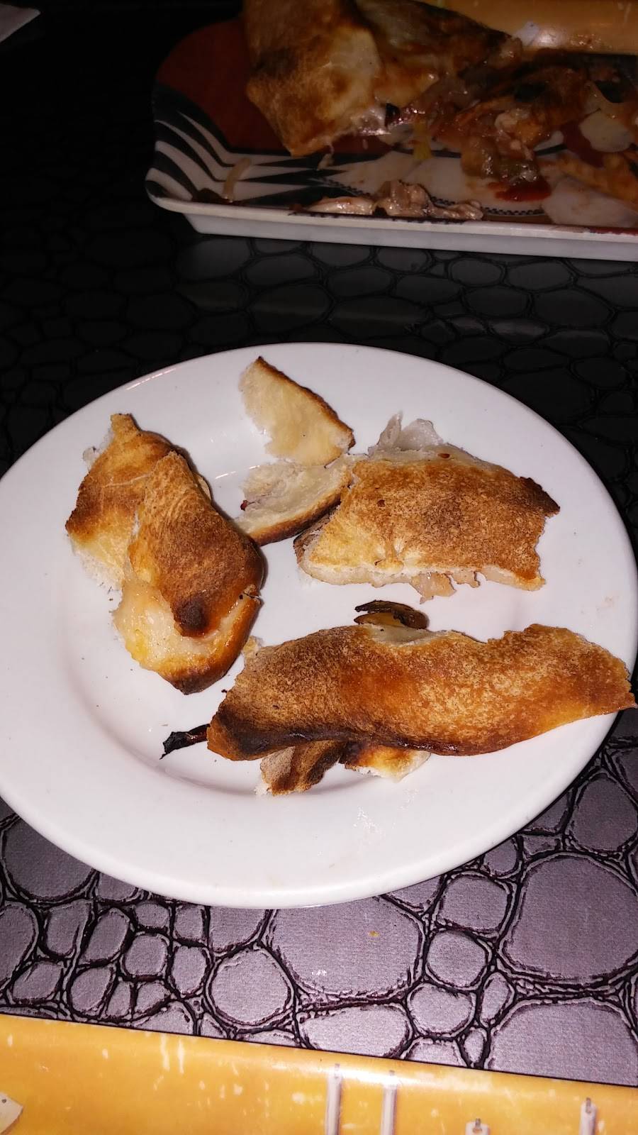 Francescos Pizzeria | restaurant | 617 W Liberty St, Hubbard, OH 44425, USA | 3305348811 OR +1 330-534-8811