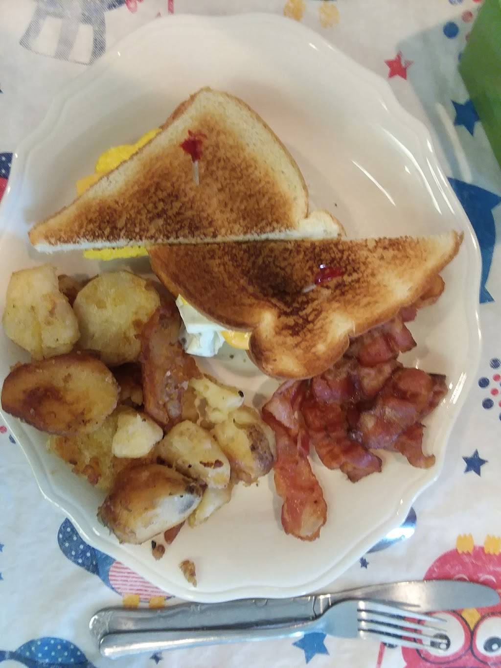 Edgerock Cafe | restaurant | 2307 Sparrows Point Rd, Sparrows Point, MD 21219, USA | 4103881060 OR +1 410-388-1060