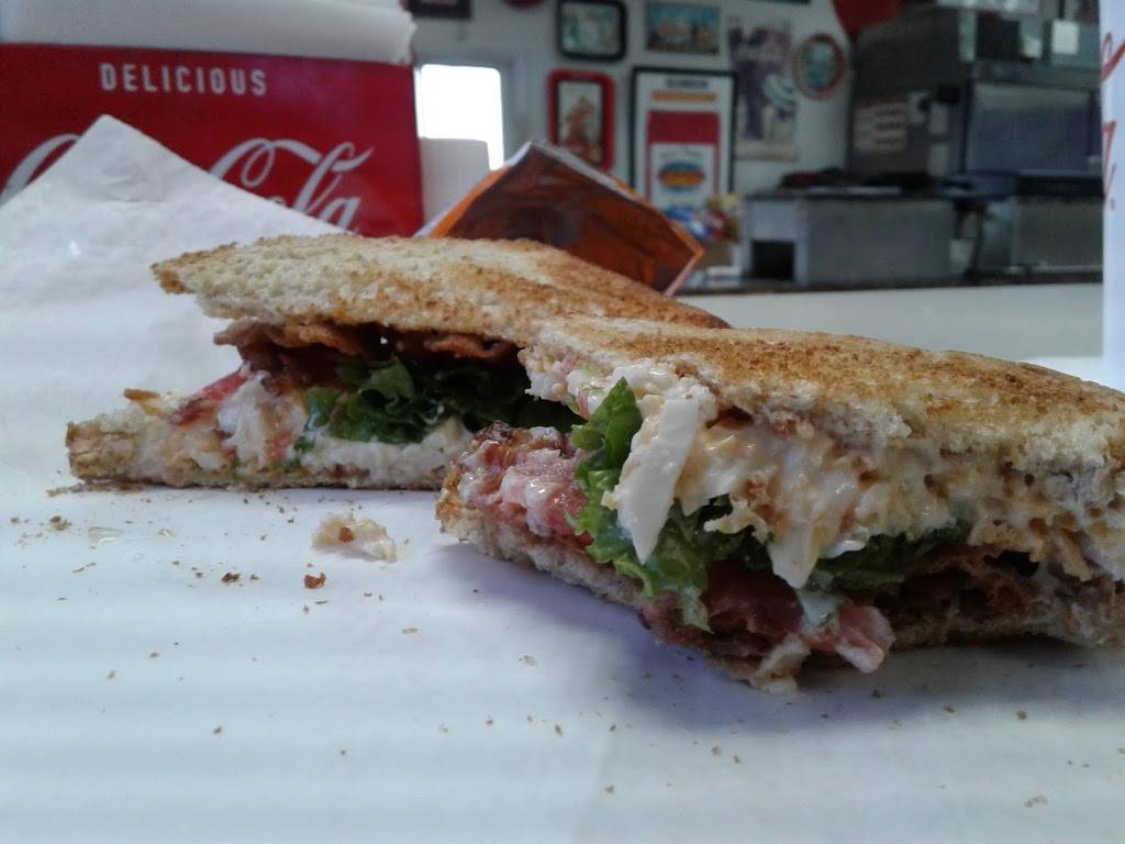 Charlie Josephs | restaurant | 2238 W Point Rd, LaGrange, GA 30240, USA | 7068840379 OR +1 706-884-0379