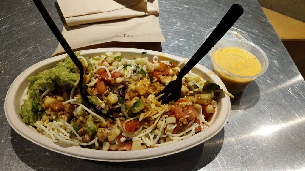 Chipotle Mexican Grill | restaurant | 1 Oak St Ste 2, Westborough, MA 01581, USA | 5083660653 OR +1 508-366-0653