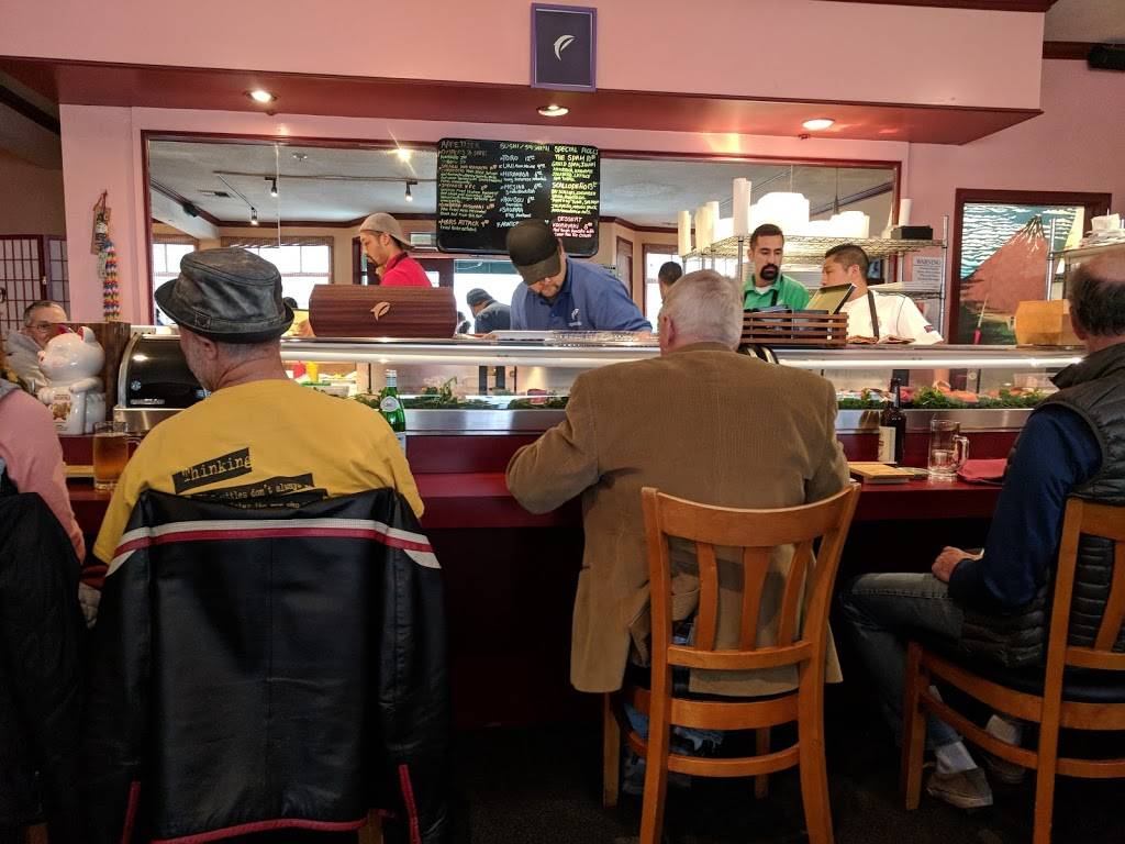 Crystal Fish | restaurant | 514 Lighthouse Ave, Monterey, CA 93940, USA | 8316493474 OR +1 831-649-3474