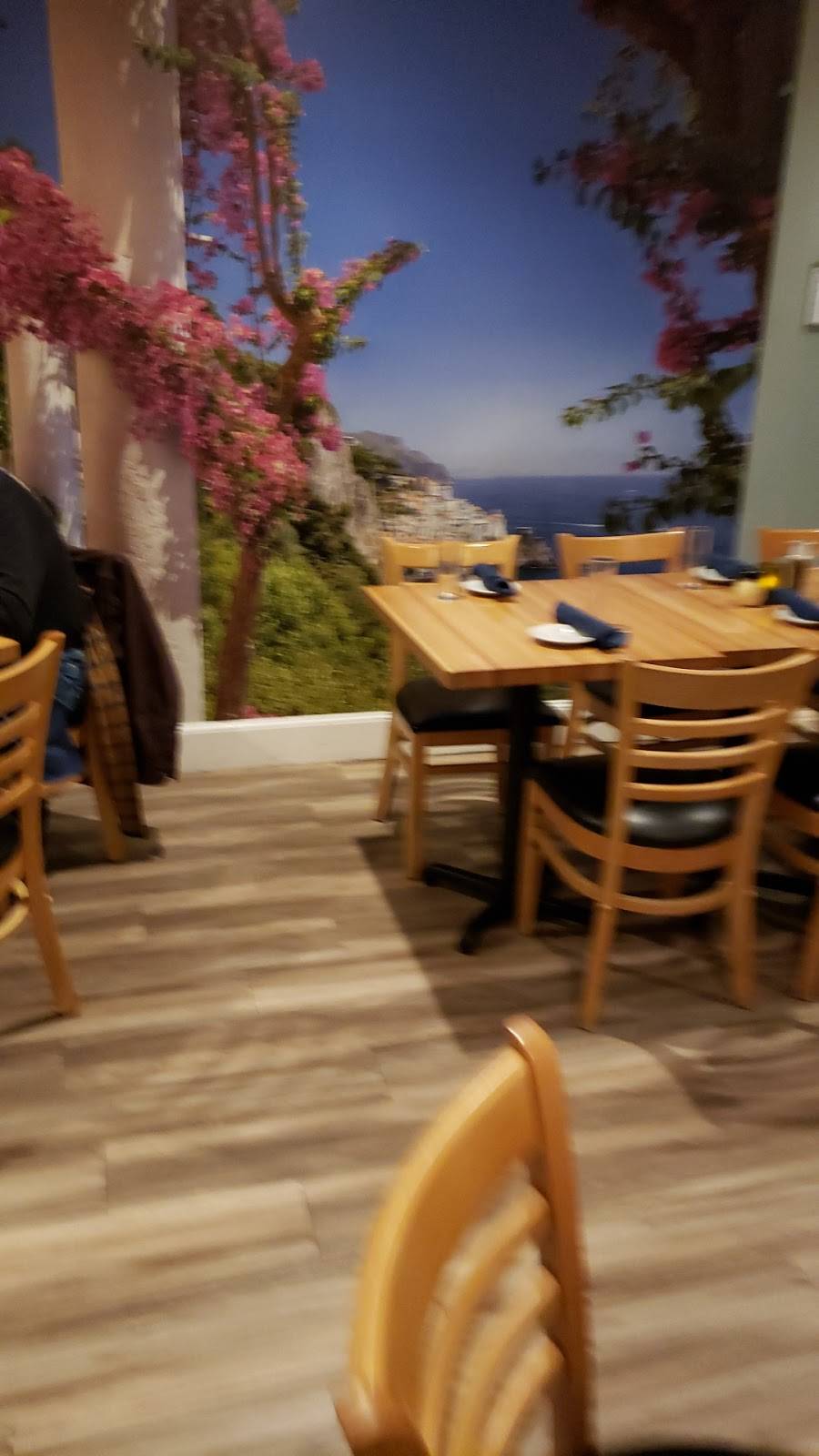 Frankies Italian Pizzeria | restaurant | 1051 Ten Rod Rd, North Kingstown, RI 02852, USA | 4012952500 OR +1 401-295-2500