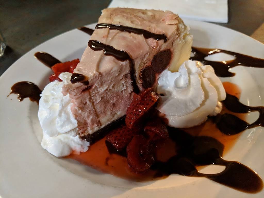 Box Seats | restaurant | 500 E Washington St, North Attleborough, MA 02760, USA | 5086950660 OR +1 508-695-0660