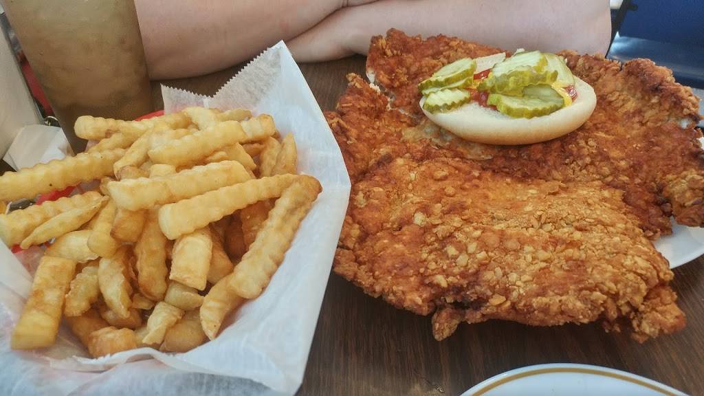 Rays Drive In | restaurant | 1900 N Courtland Ave, Kokomo, IN 46901, USA | 7654523625 OR +1 765-452-3625