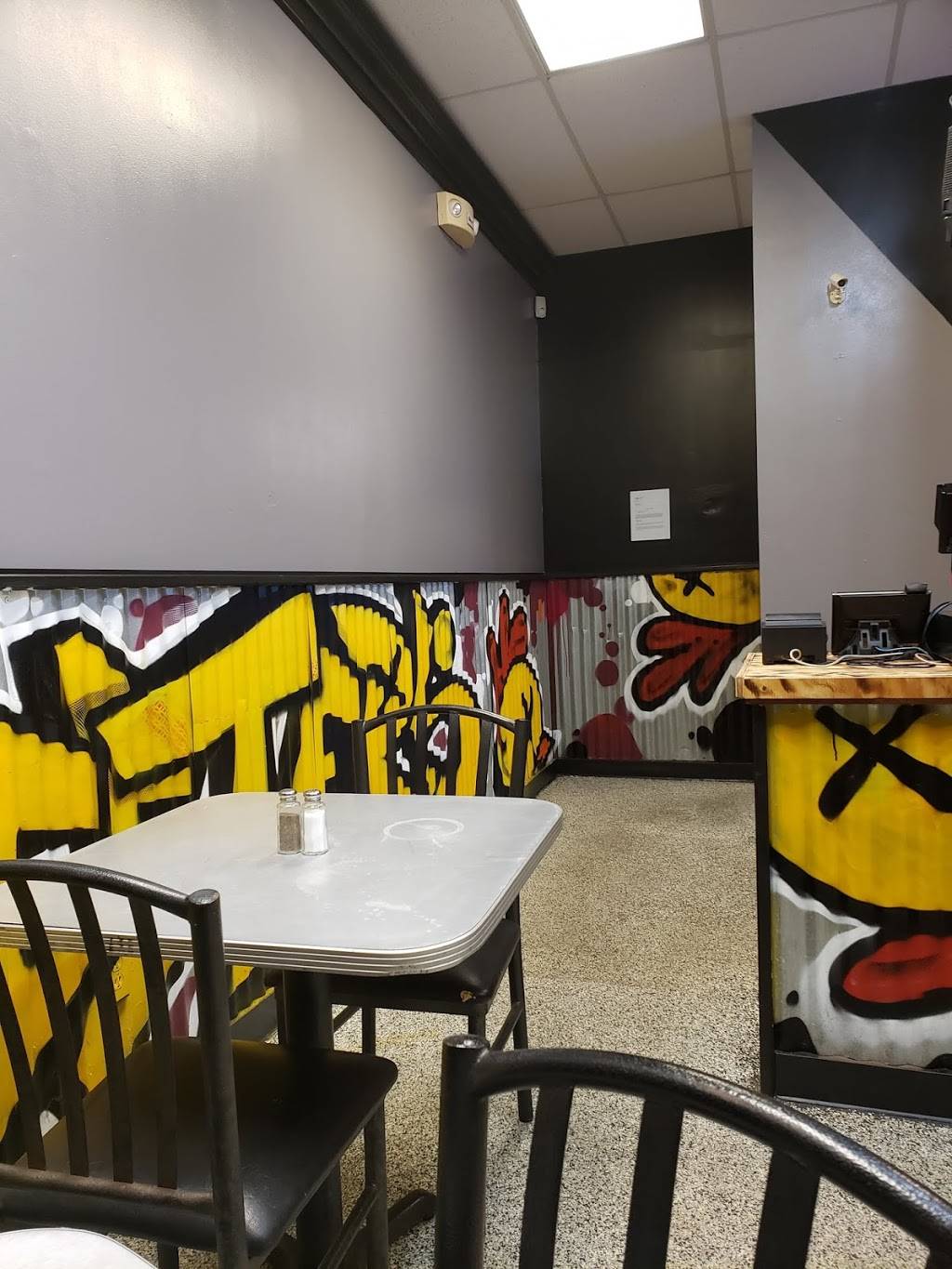 Tweeters | restaurant | 5927 Karric Square Dr, Dublin, OH 43016, USA | 6147649464 OR +1 614-764-9464