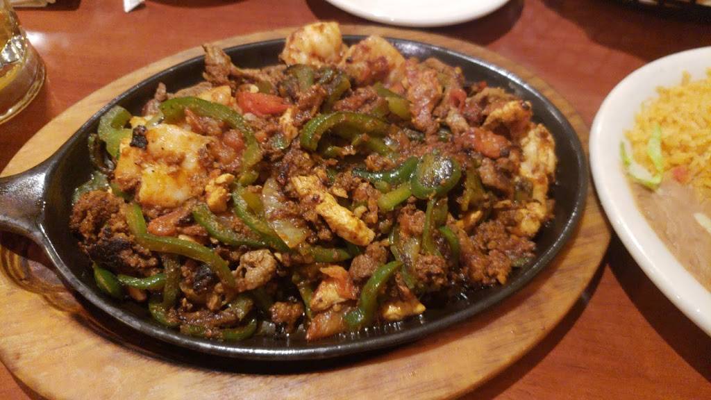 Las Fajitas Mexican Restaurant & Bar | restaurant | 550 TN-46, Dickson, TN 37055, USA | 6154460252 OR +1 615-446-0252