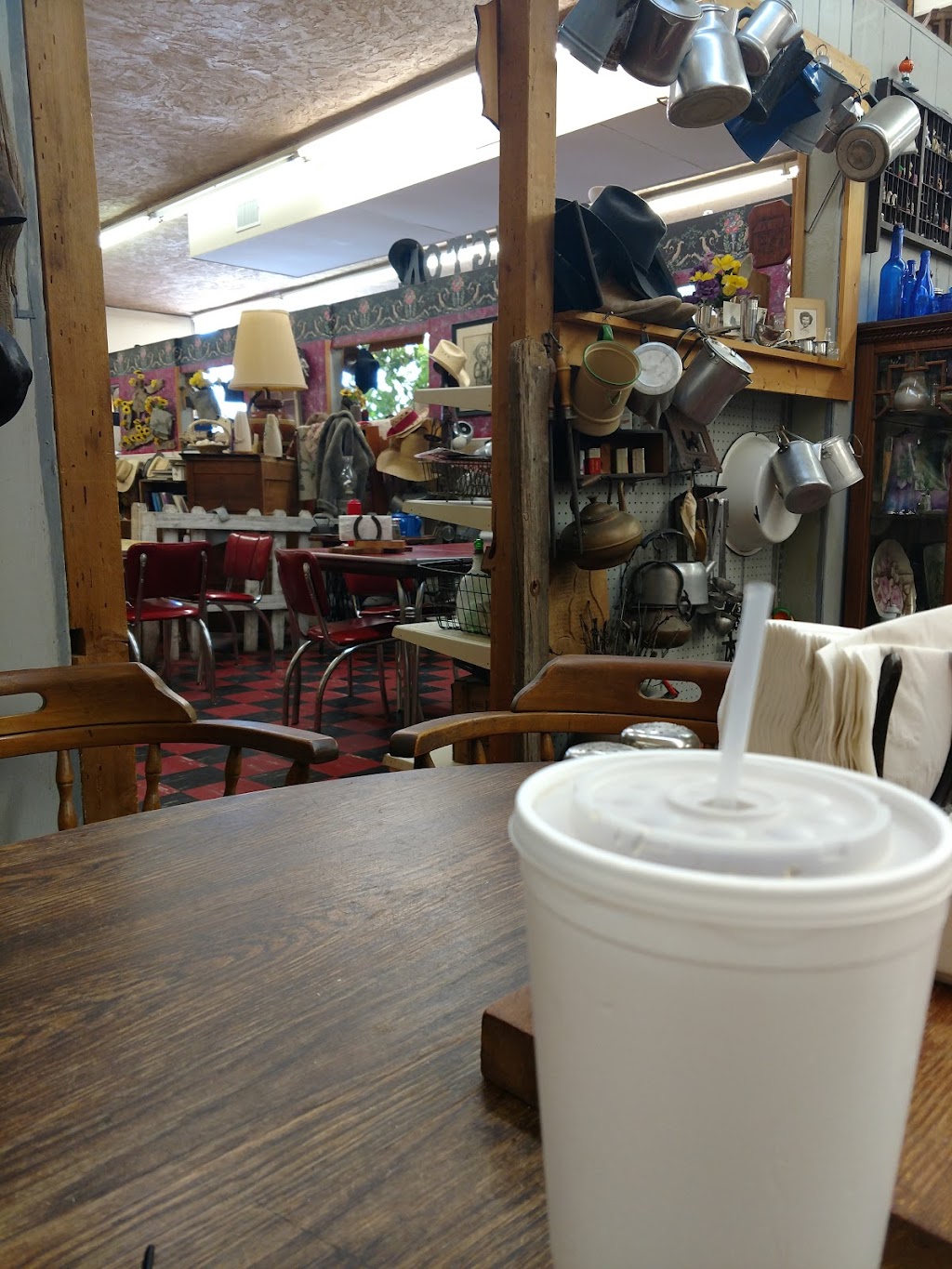 Lazy 6 | restaurant | 102 S 1st St A, Lovington, NM 88260, USA | 5753965066 OR +1 575-396-5066