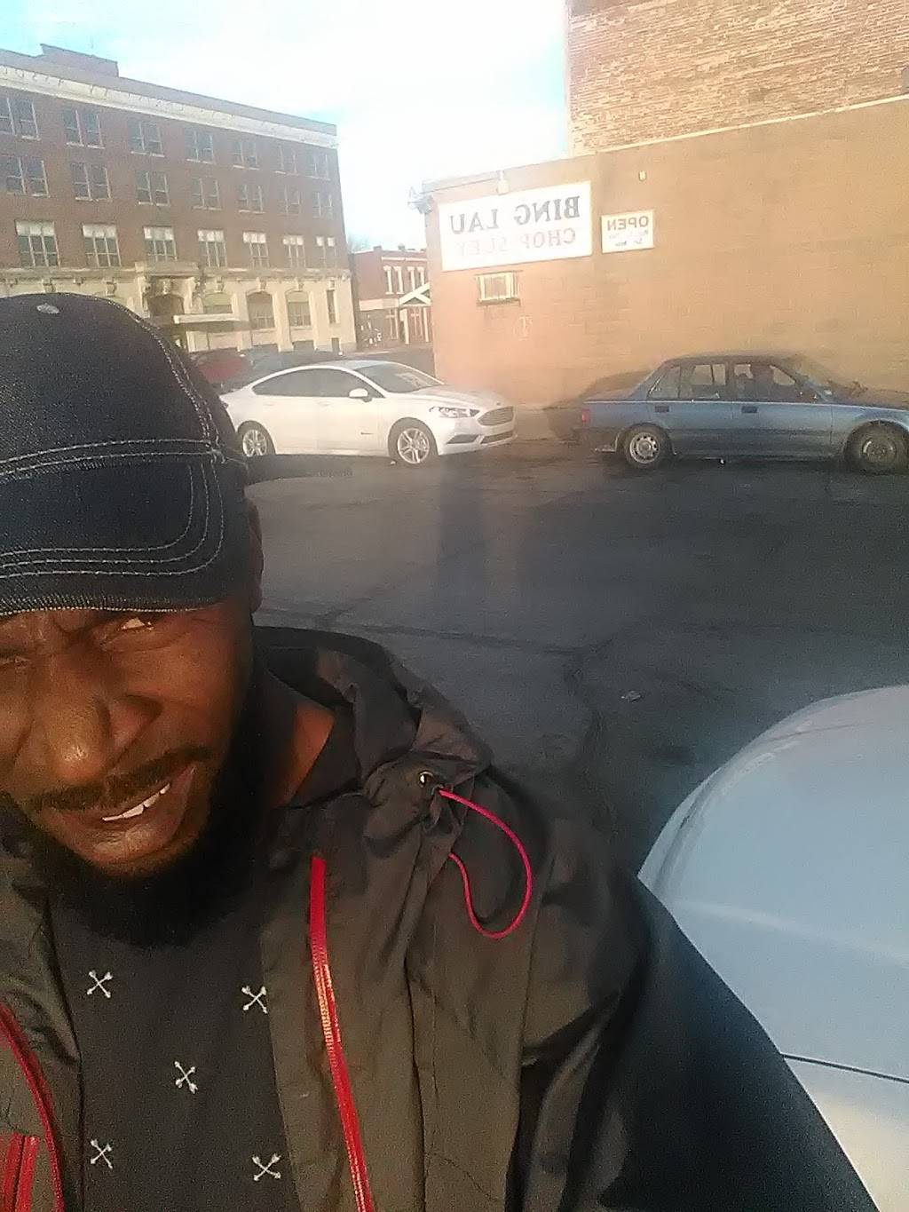 Bing Lau Chop Suey | restaurant | 3101 N Grand Blvd, St. Louis, MO 63107, USA | 3146528822 OR +1 314-652-8822