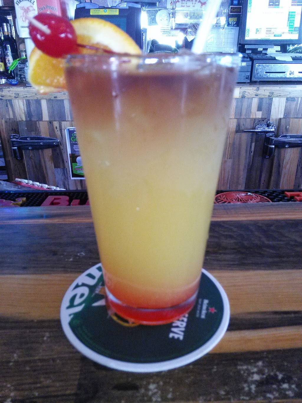 Dark Horse Lounge | night club | 24018 Hesperian Blvd, Hayward, CA 94545, USA | 5103972233 OR +1 510-397-2233