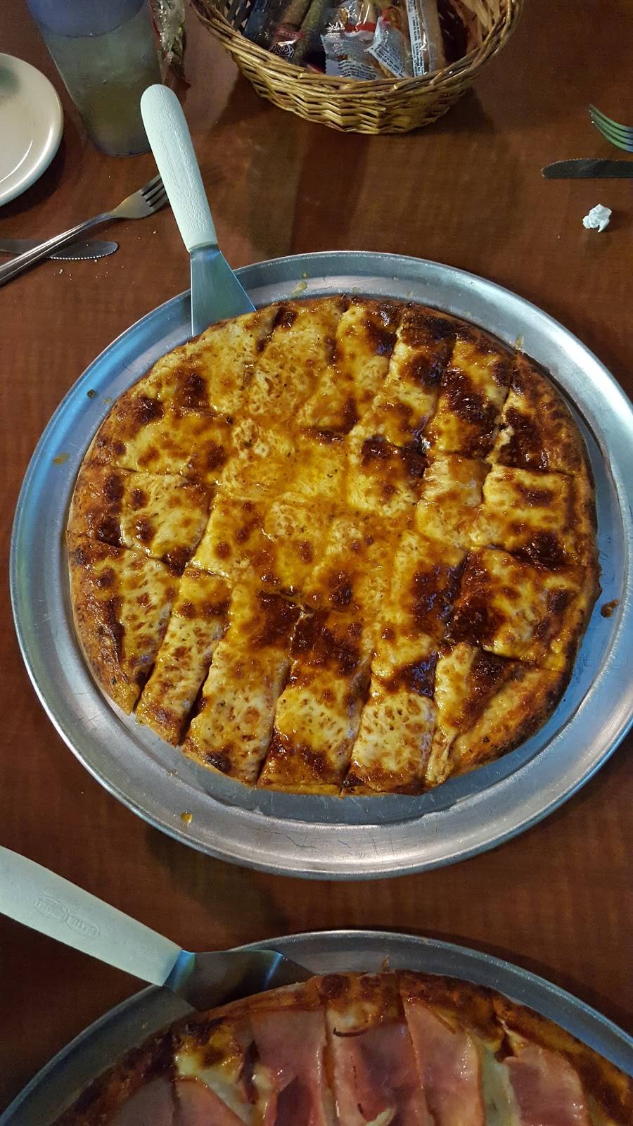 Italian Village | meal delivery | 111 W 1st Ave, Monmouth, IL 61462, USA | 3097342179 OR +1 309-734-2179