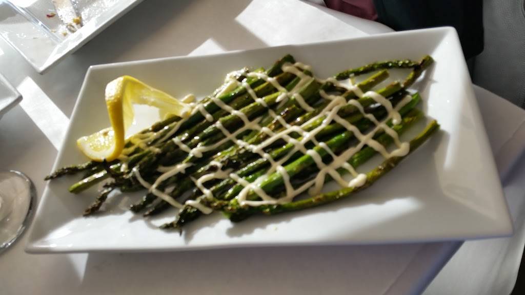 Victors | restaurant | 175 Bradford Street Ext, Provincetown, MA 02657, USA | 5084871777 OR +1 508-487-1777