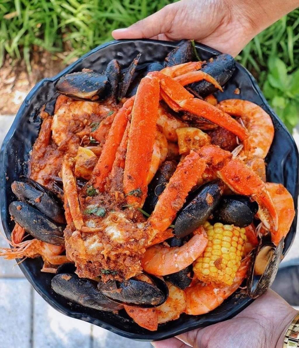 Urban Cajun Seafood | restaurant | 10100 Twin Rivers Rd, Columbia, MD 21045, USA | 4435464268 OR +1 443-546-4268