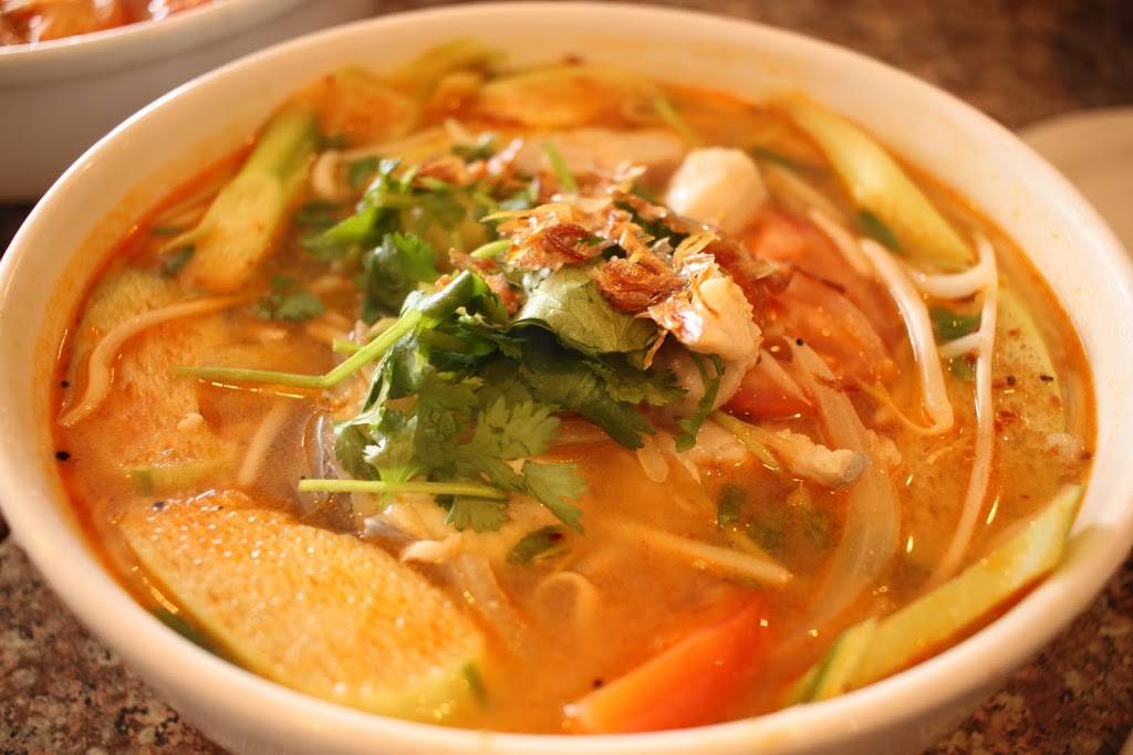 Hương Trà Restaurant & Deli | restaurant | 12221 San Pablo Ave #8, Richmond, CA 94805, USA | 5102347428 OR +1 510-234-7428