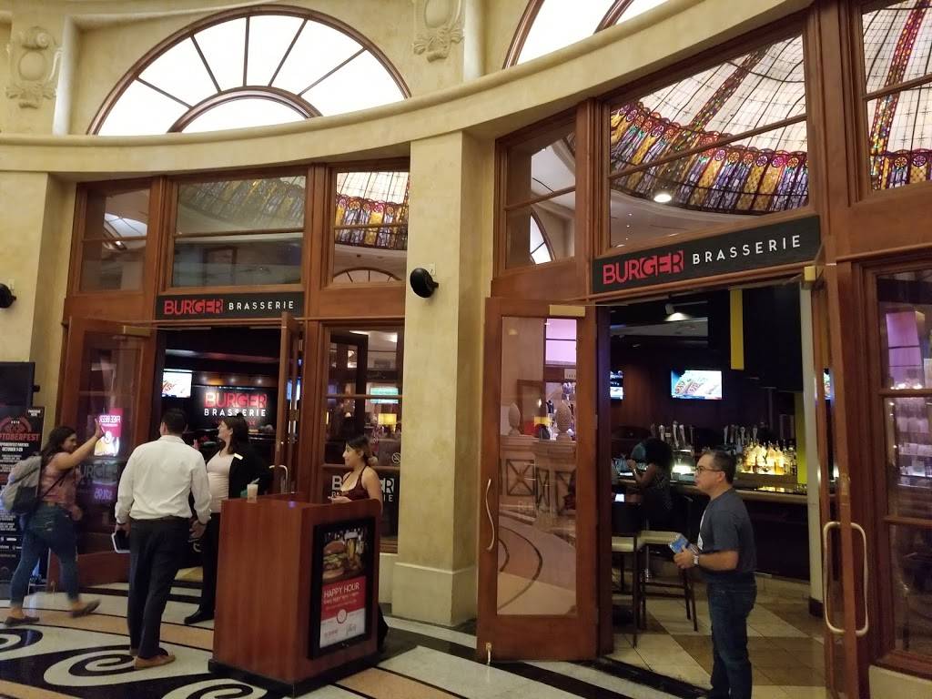 Burger Brasserie | restaurant | 3655 S Las Vegas Blvd, Las Vegas, NV 89109, USA | 7029464346 OR +1 702-946-4346