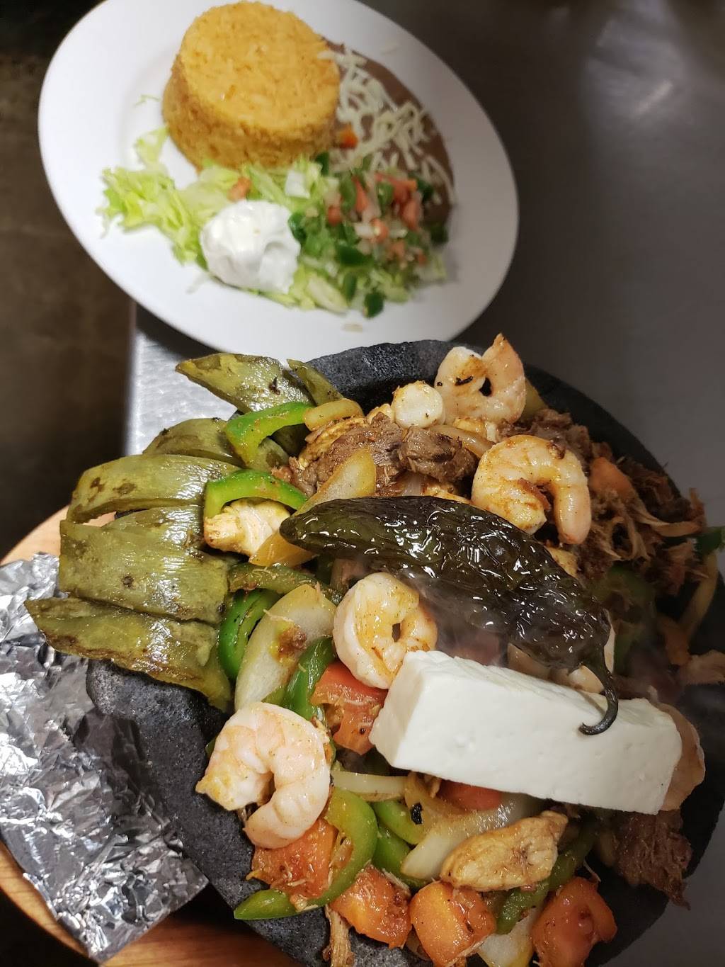 La Chaparrita | restaurant | 7207 Fegenbush Ln, Louisville, KY 40228, USA | 5029163601 OR +1 502-916-3601