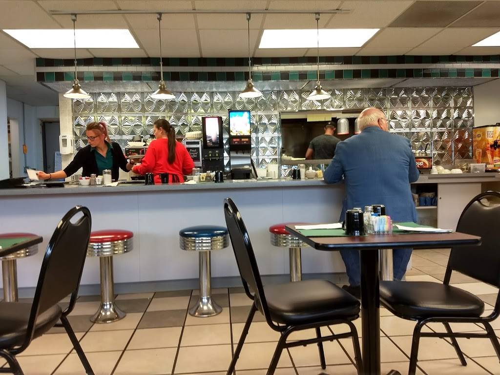 R.D.s Diner | restaurant | 2404 Post Rd, Stevens Point, WI 54481, USA | 7155446709 OR +1 715-544-6709