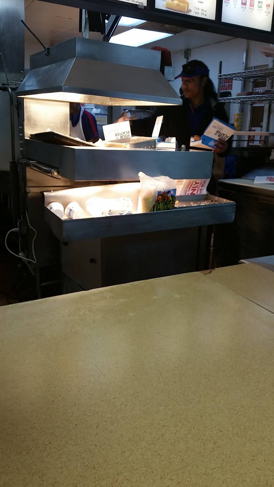 Churchs Chicken | restaurant | 333 E 159th St, Harvey, IL 60426, USA | 7083312157 OR +1 708-331-2157