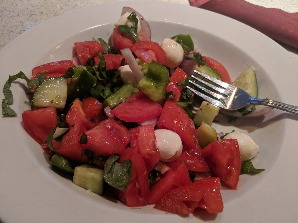 Antonios Italian Restaurant | restaurant | 1105 Goshen Ave, Elkhart, IN 46516, USA | 5742958424 OR +1 574-295-8424