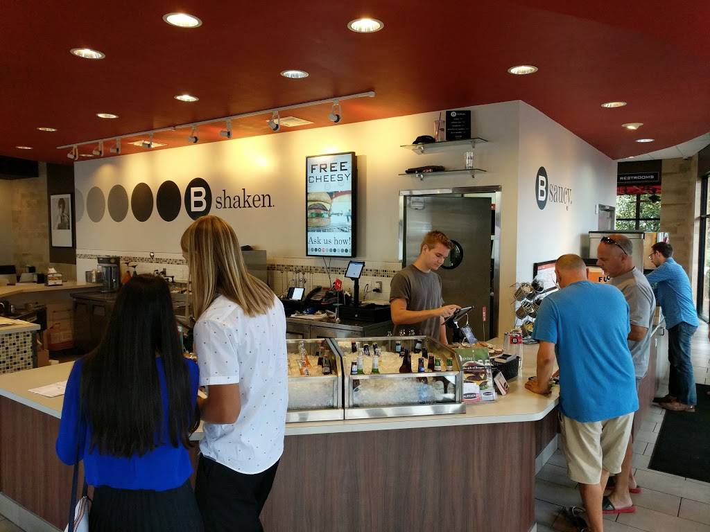 Burger 21 Westchase | restaurant | 9664 W Linebaugh Ave, Tampa, FL 33626, USA | 8134755921 OR +1 813-475-5921