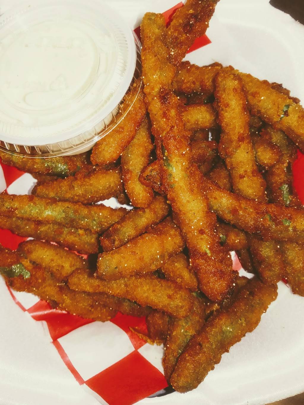 Fish Tales Seafood | restaurant | 1825 E Houston St, Cleveland, TX 77327, USA | 2815922110 OR +1 281-592-2110