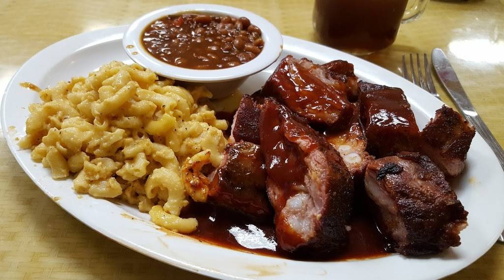 J & Js Fresh Southern Style Soul Food & Barbecue | restaurant | 751 Indian Hill Blvd, Pomona, CA 91767, USA | 9098656700 OR +1 909-865-6700