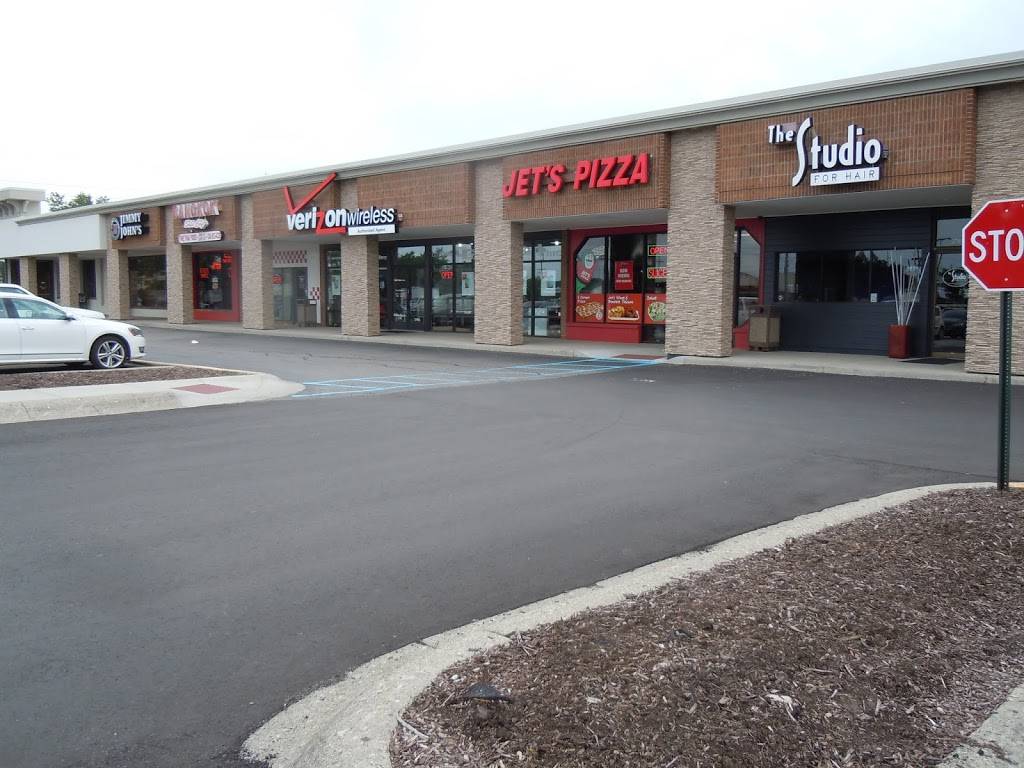 Jimmy Johns | meal delivery | 27901 Orchard Lake Rd, Farmington Hills, MI 48334, USA | 2484891988 OR +1 248-489-1988