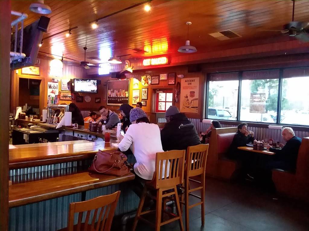 Famous Daves Bar-B-Que | restaurant | 11470 Fourth St, Rancho Cucamonga, CA 91730, USA | 9094812271 OR +1 909-481-2271