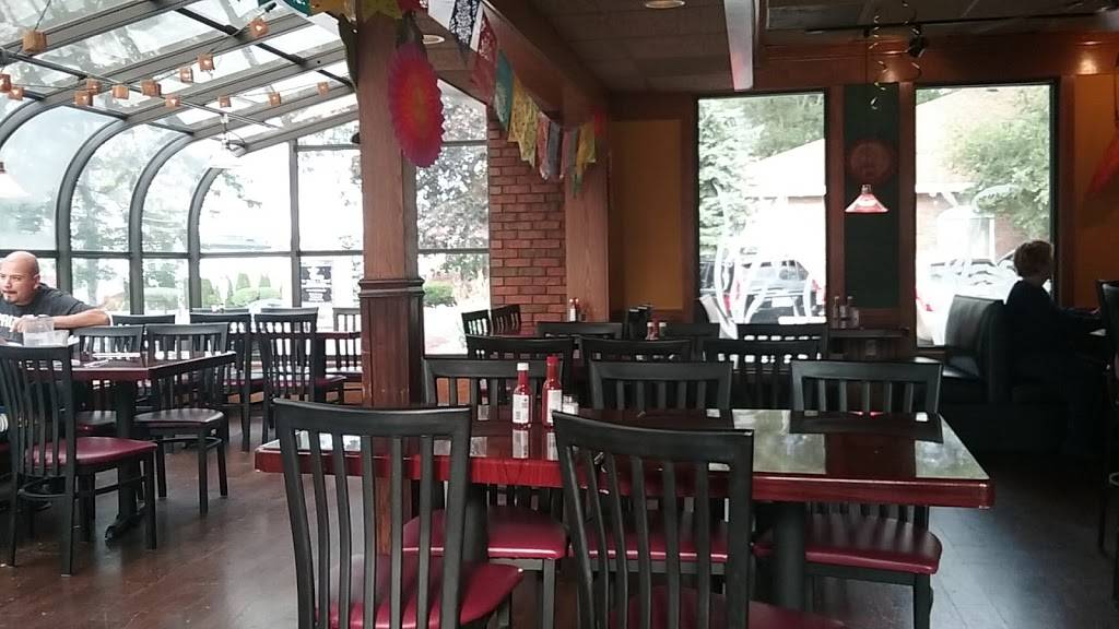 Casa Del Mar Mexican Bar & Grill | restaurant | 650 Ridge Rd, Munster, IN 46321, USA | 2198365050 OR +1 219-836-5050