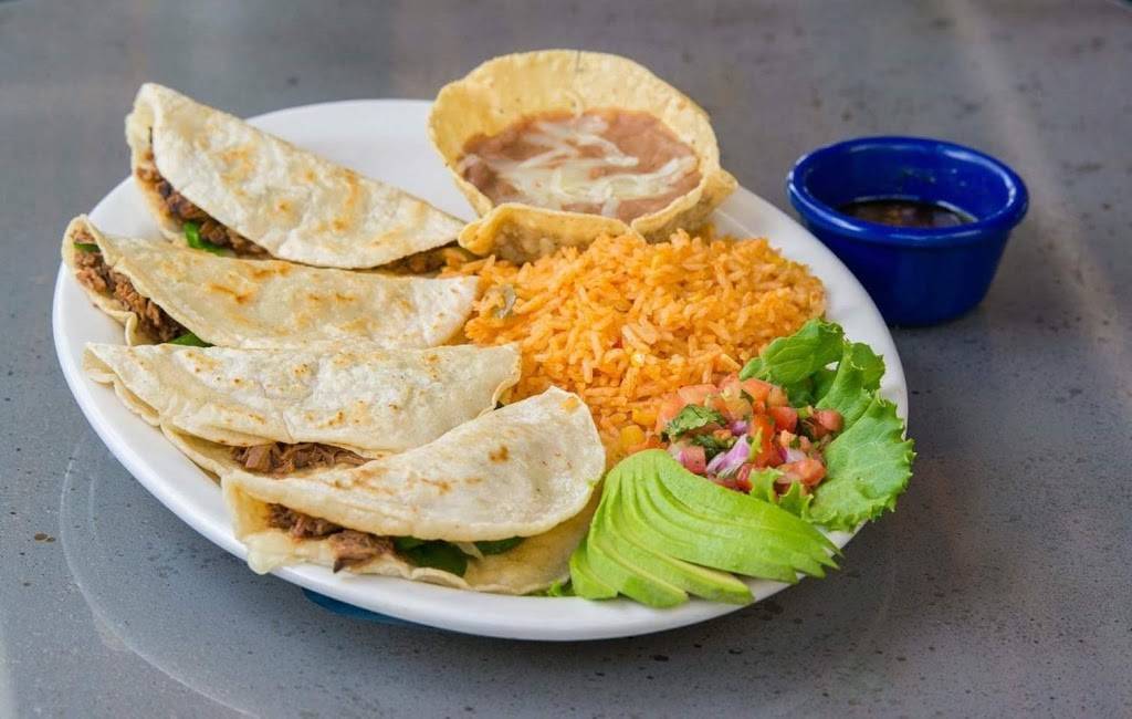 Marianos Hacienda Arlington | restaurant | 2614 Majesty Dr, Arlington, TX 76011, USA | 8176405118 OR +1 817-640-5118