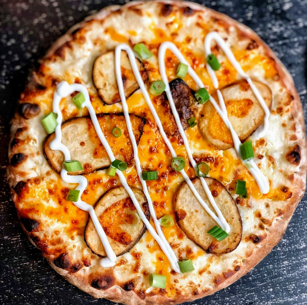 IN PIZZA WE CRUST | restaurant | 1927 N Gilbert Rd, Mesa, AZ 85203, USA | 4803066129 OR +1 480-306-6129