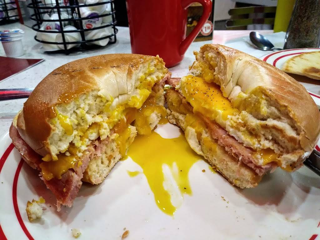 National Coney Island | restaurant | 15555 Hall Rd, Macomb, MI 48044, USA | 5865669558 OR +1 586-566-9558