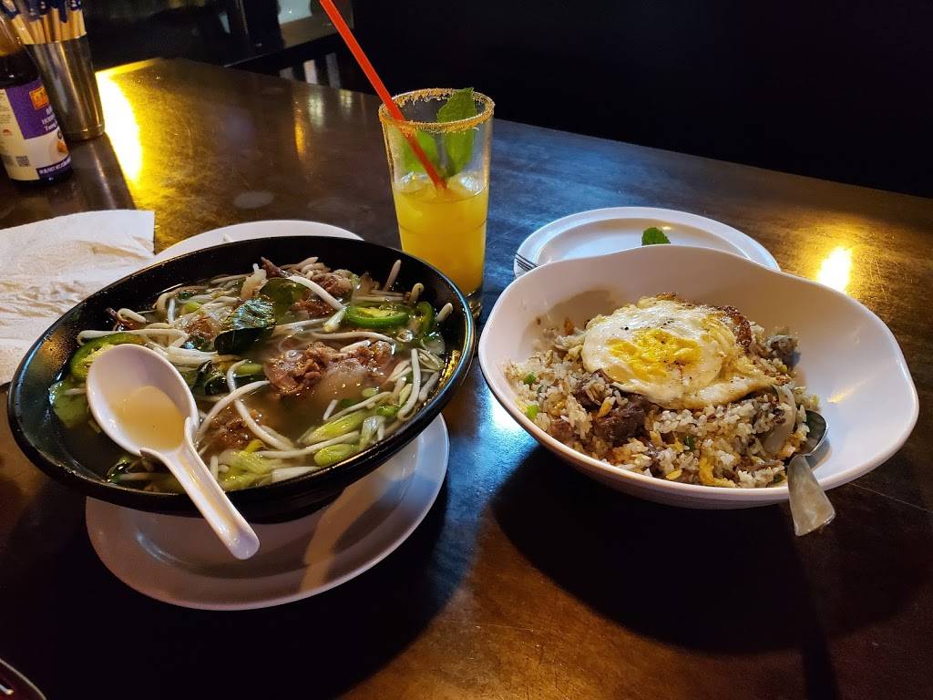 District One Kitchen & Bar | restaurant | 3400 S Jones Blvd #8, Las Vegas, NV 89146, USA | 7024136868 OR +1 702-413-6868