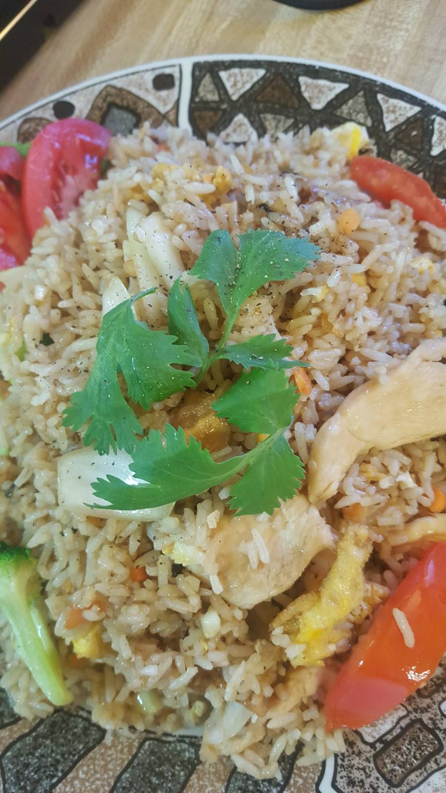 Geangs Restaurant | restaurant | 126 N Main St, Spring Lake, NC 28390, USA | 9109603209 OR +1 910-960-3209