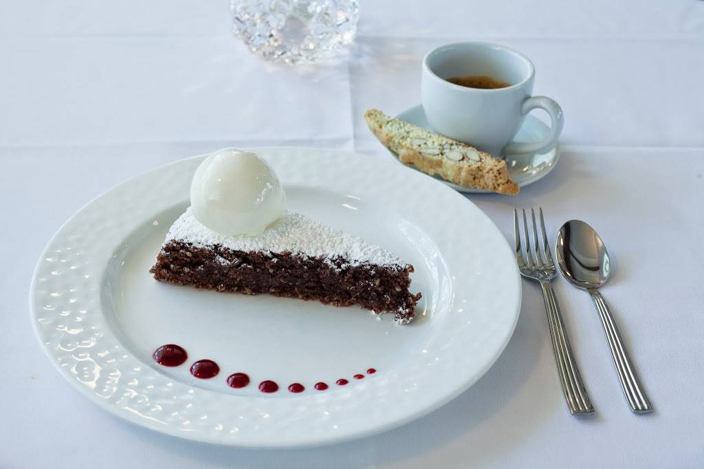 La Sirena | restaurant | 6316 S Dixie Hwy, West Palm Beach, FL 33405, USA | 5615853128 OR +1 561-585-3128